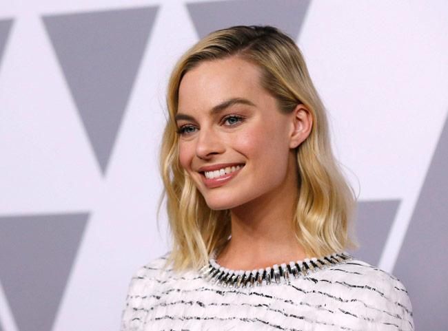 'Beauty look' de Margot Robbie en el almuerzo de nominados de los Premios Oscar 2018