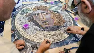 Así es la réplica del mosaico Medusa de Mérida