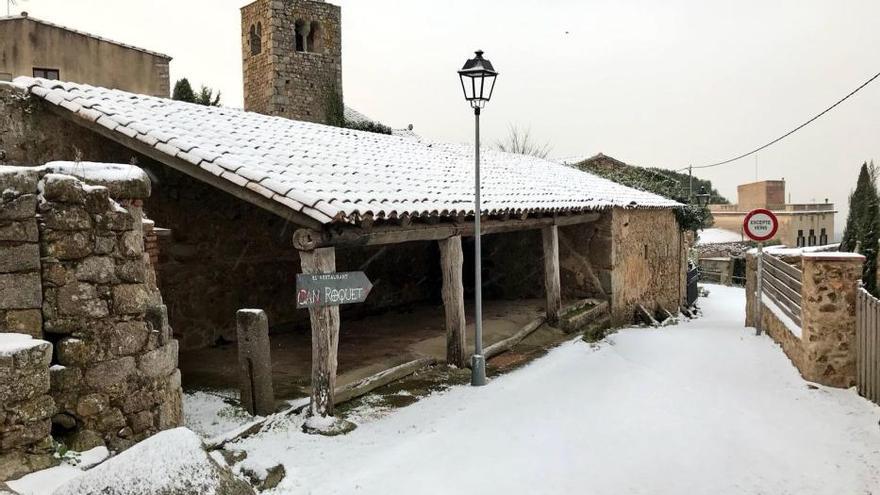 Neva a cotes baixes de les comarques gironines