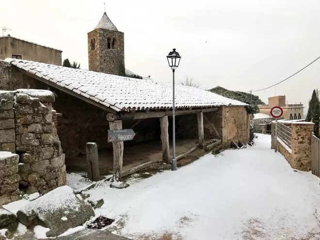Neva a cotes baixes de les comarques gironines