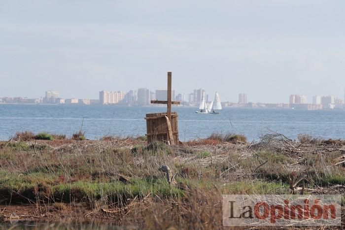 SOS Mar Menor retira dos toneladas de basura