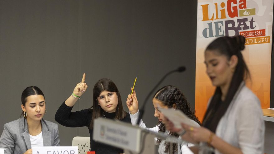 Lliga de debat de Secundària i Batxillerat en la UA