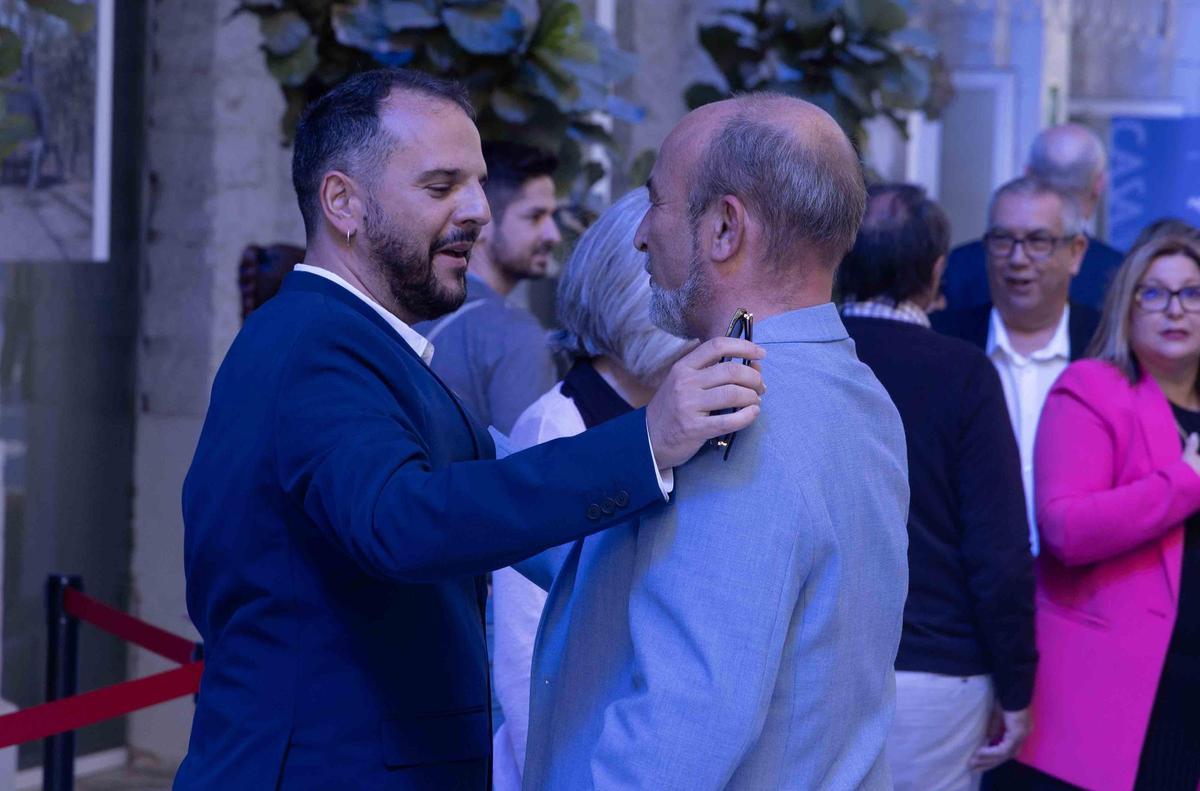 Pedro Sánchez asiste al acto en Casa Mediterráneo por el Día del Exilio