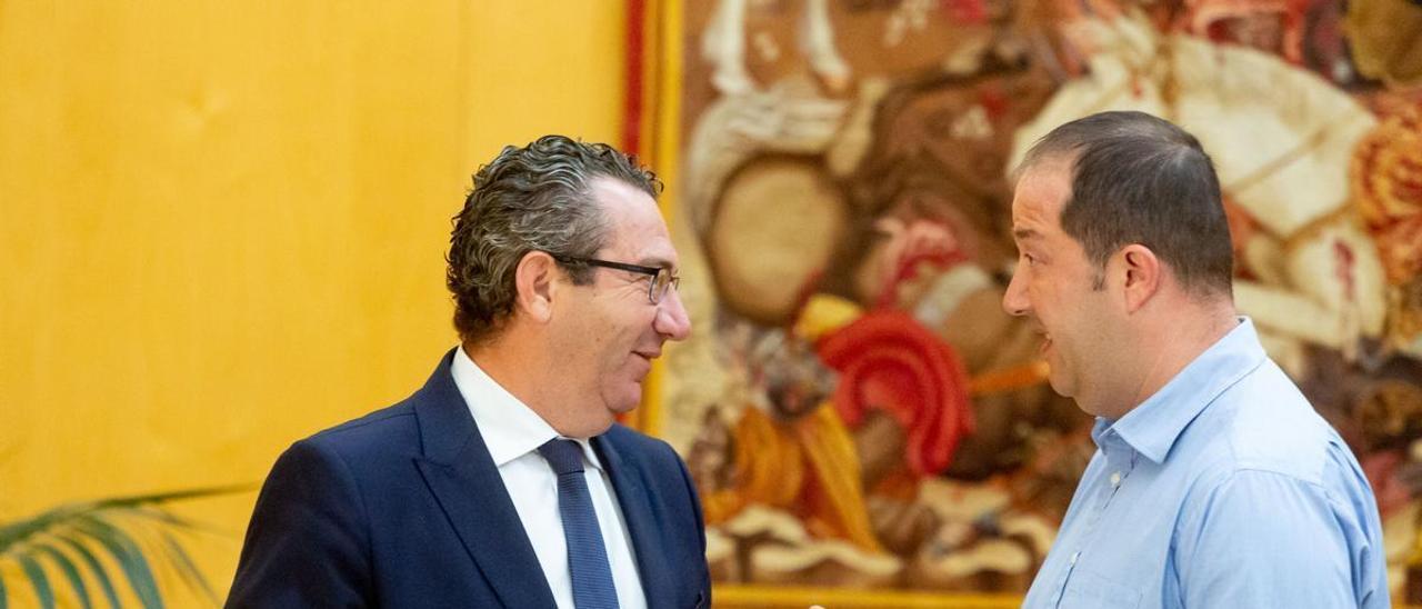 El alcalde Toni Pérez y el portavoz del PSOE Rubén Martínez, en una imagen de archivo.