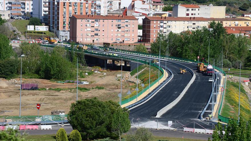 El vial de conexión de la variante sur de Plasencia estará listo en mayo