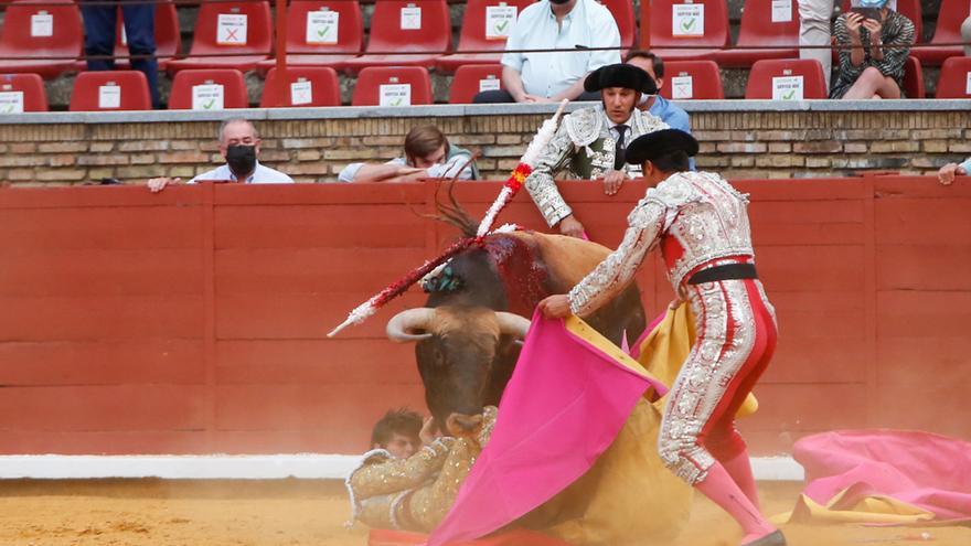 La feria taurina 2021 se inicia en Córdoba con un gran ambiente en Los Califas