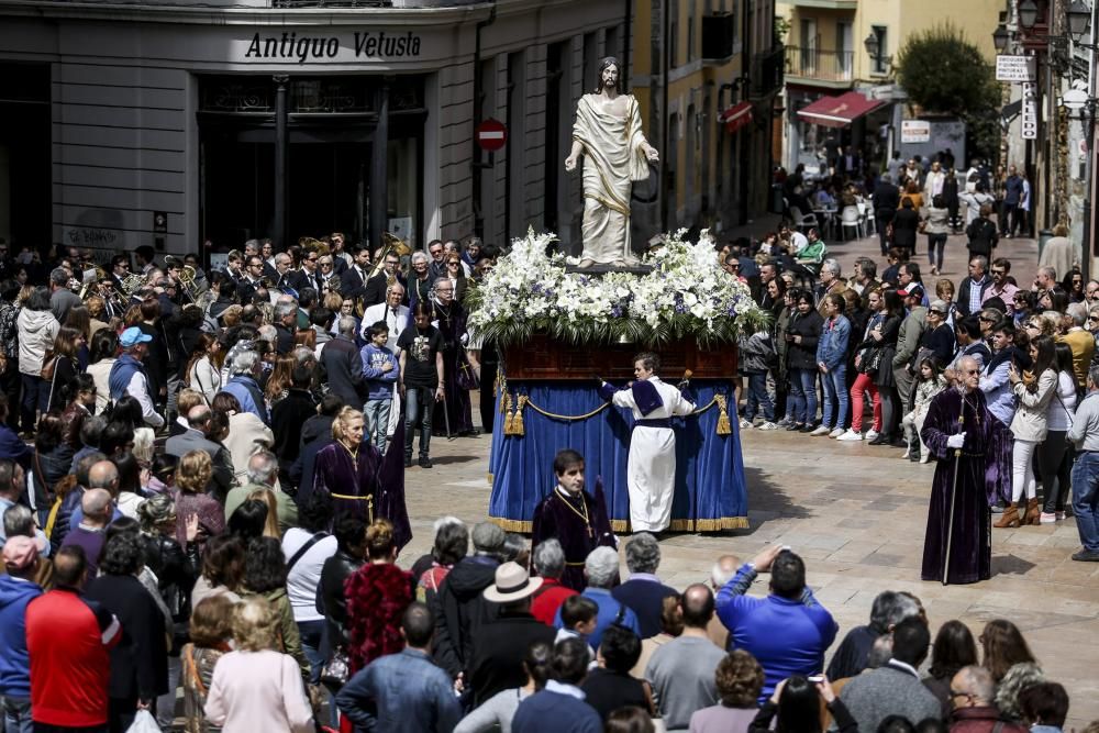 Procesión del Jesús Resucitado en Oviedo