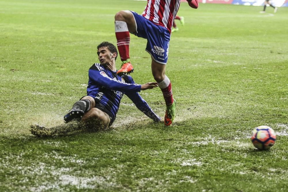 El partido entre el Real Oviedo y el Girona, en imágenes