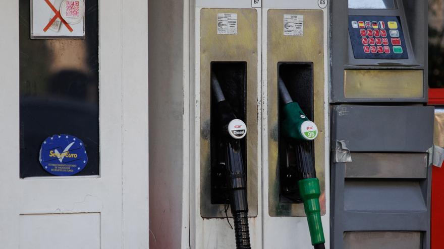 El Gobierno arma un escudo urgente contra el fraude en la venta de combustibles
