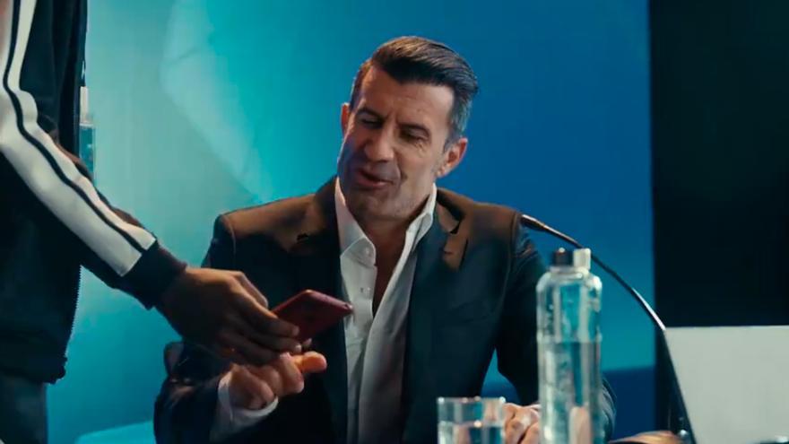 "Hombre, si hay cochinillo, yo me lo pido". Figo se acuerda del Barça...