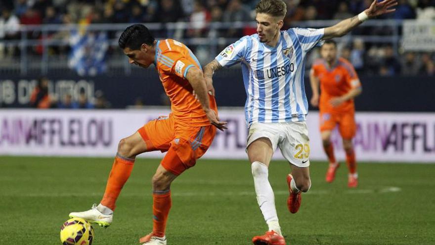 Samu Castillejo en el partido que se estrenó como goleador ante el Valencia CF