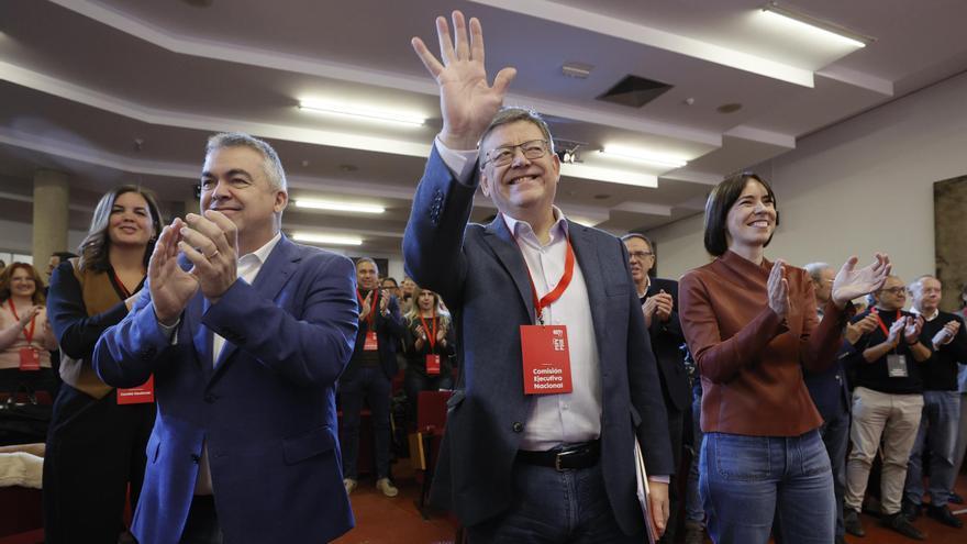 Los socialistas valencianos reconocen al expresident: «Gracias por devolver la dignidad»