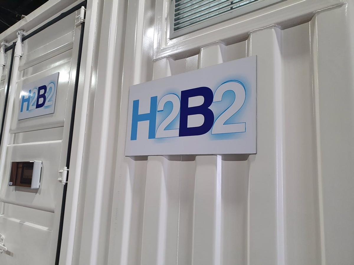 Logo de H2B2.