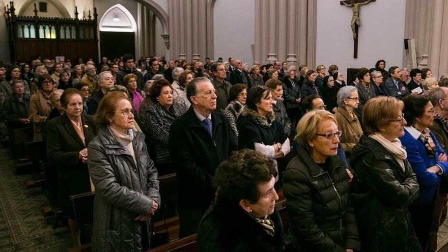 Cálido adiós al sacerdote jesuita Rafael Barrado, &quot;un hombre bueno&quot;