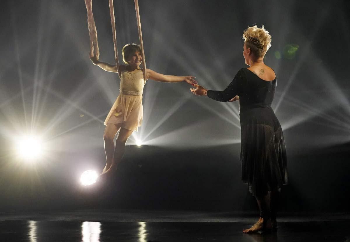 Pink y su hija, Willow, protagonistas de los Billboard 2021