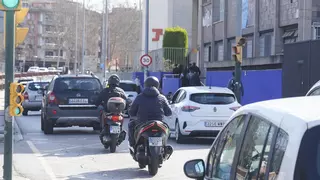 "Això és la fórmula per rebaixar l'emissió de gasos contaminants?"