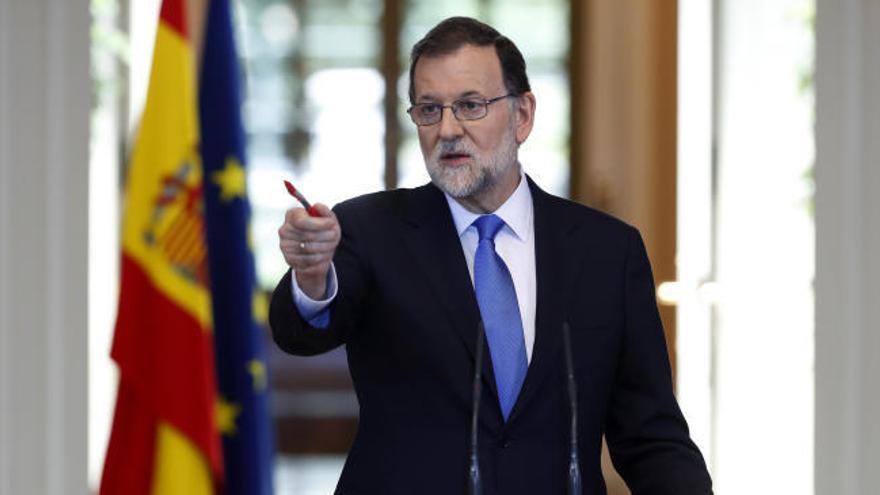 Rajoy confiesa que no se ha planteado si será candidato