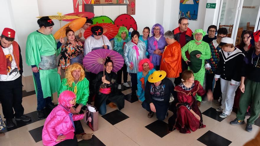 Carnaval en el centro de día y residencia Infanta Leonor de Alicante para personas con autismo