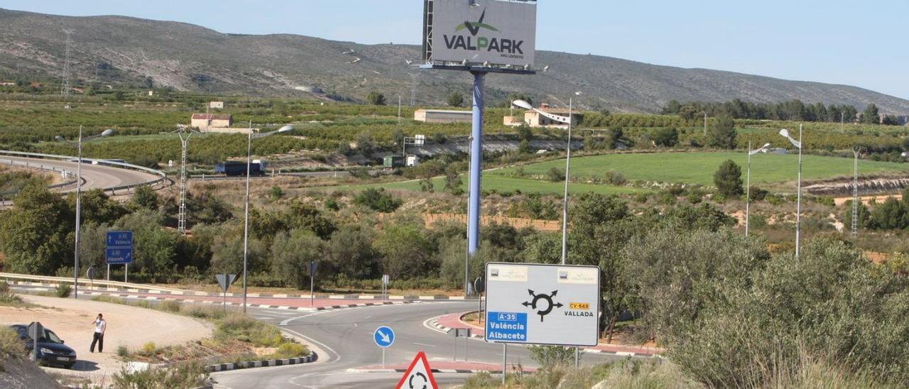 La zona de Valpark, en Vallada, un enorme polígono industrial de 1,3 millones de metros cuadrados.   | LEVANTE-EMV