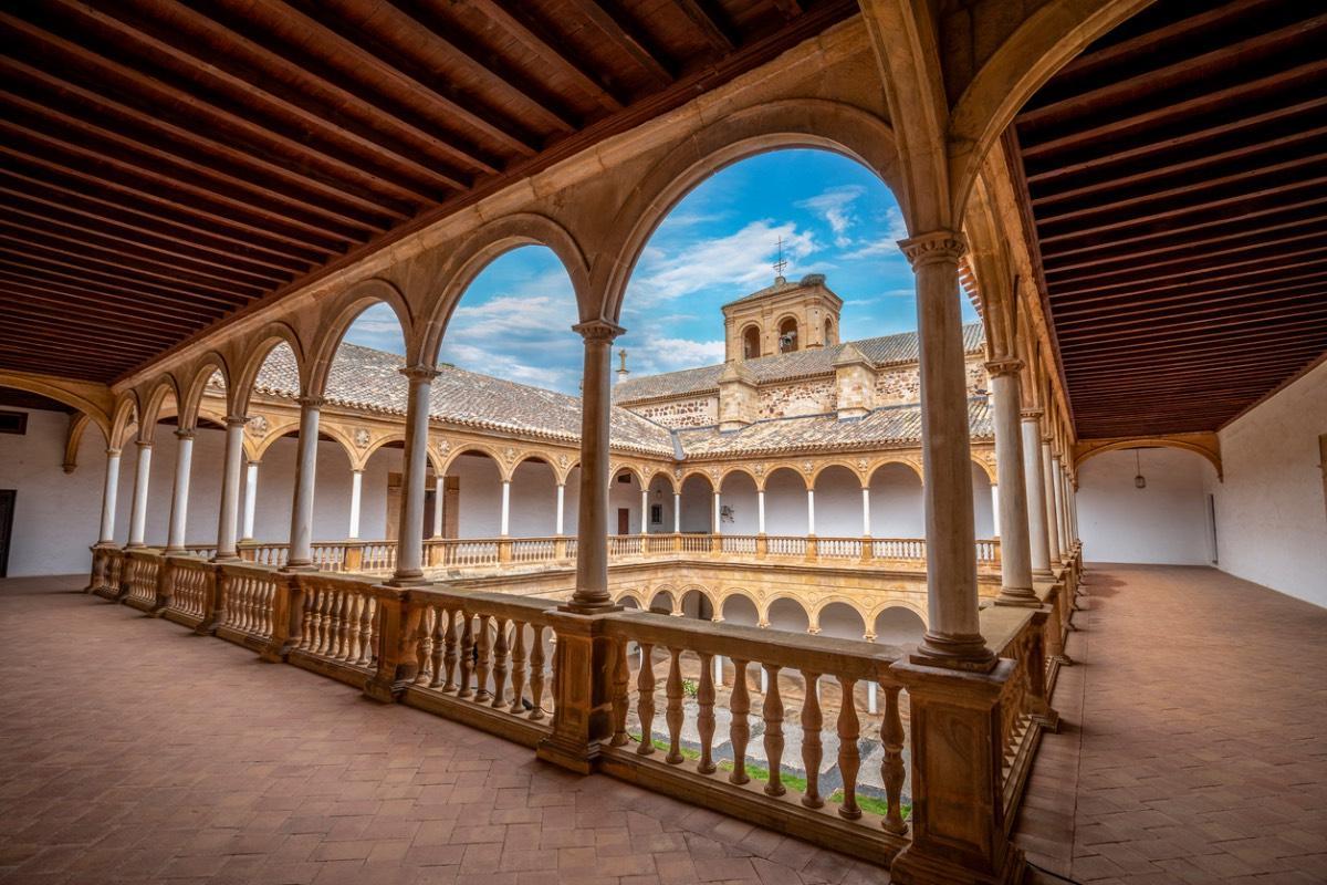 Claustro renacentista del convento de la Asunción de Calatrava de Almagro