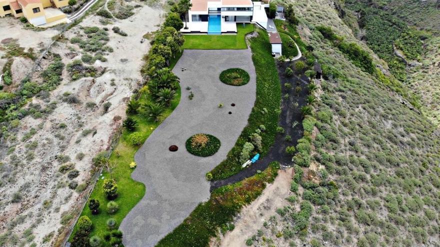 La casa de ensueño ubicada en Canarias donde se alojan estrellas de Hollywood y que puedes alquilar por 24.000 euros al mes