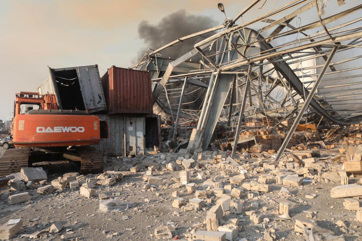 Fuerte explosión en un almacén de Beirut Fuerte explosión en un almacén de Beirut