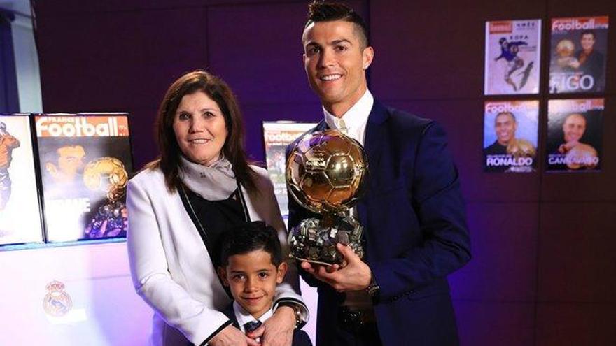 La madre de Cristiano Ronaldo, hospitalizada tras sufrir un ictus