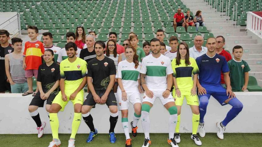 El Elche presenta la indumentaria para la temporada 2016-2017