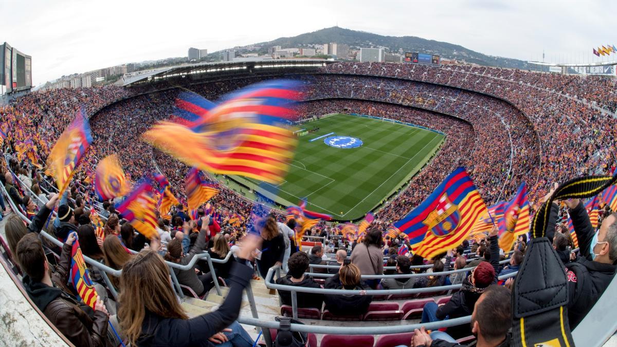 El Camp Nou presentó un aspecto sensacional en el Barça-Wolfsburgo de la Champions femenina.