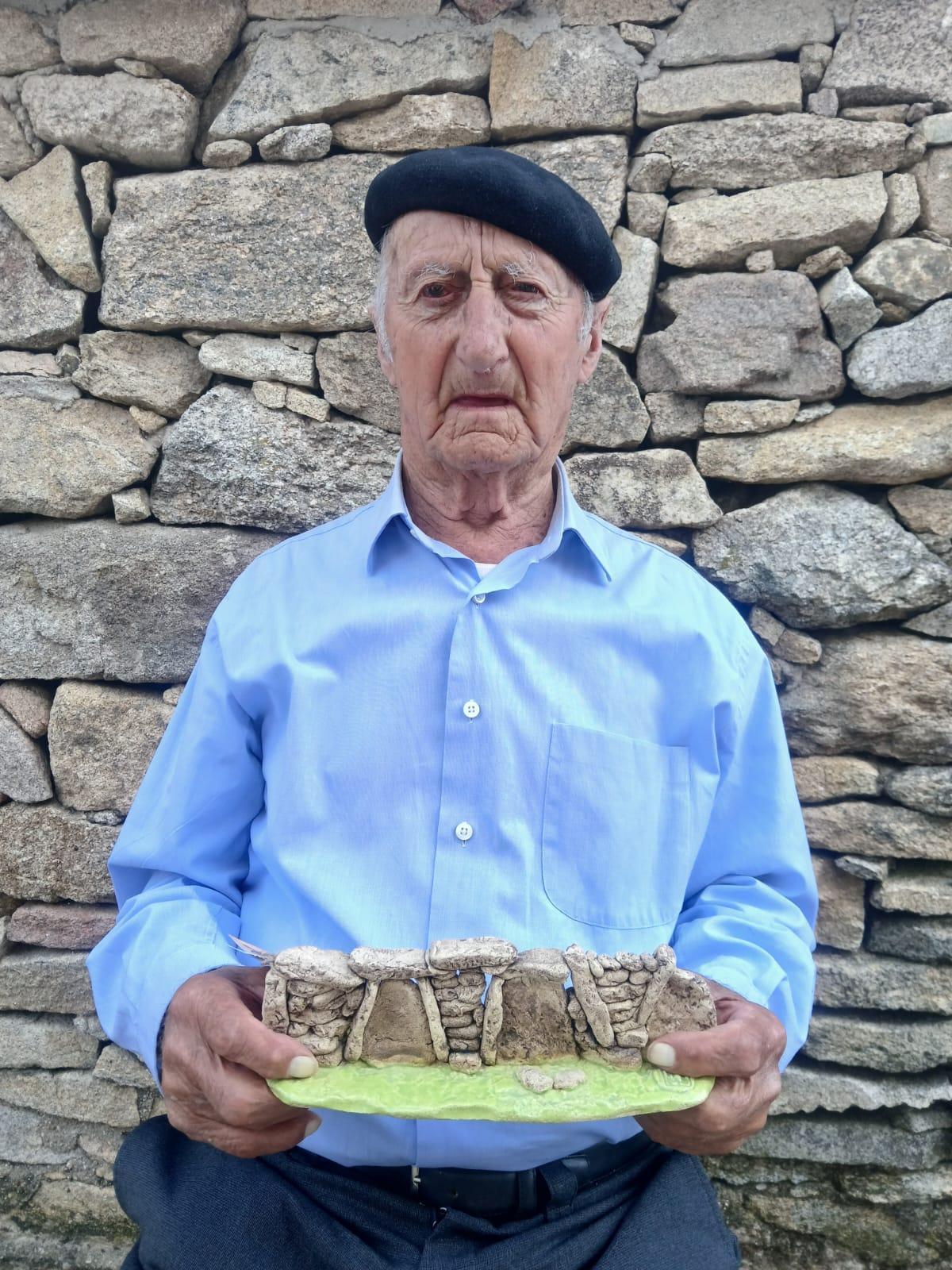 Agustín Prieto de Bermillo de Sayago, maestro artesano de la piedra en seco homenajeado.
