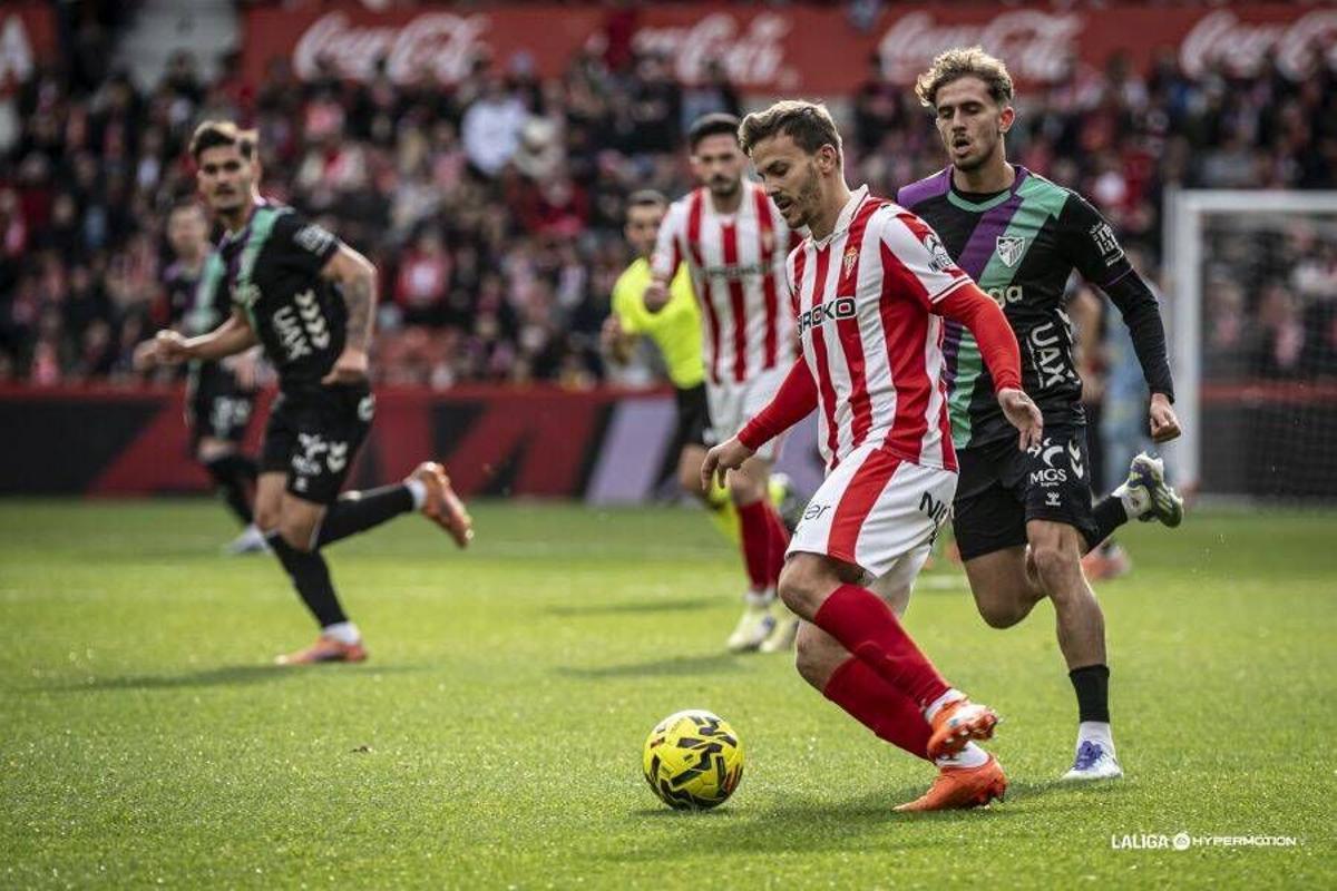 Liga Hypermotion 2025 - 2026: Sporting de Gijón - Málaga CF