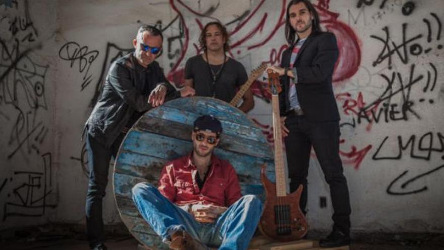La banda de rock canaria i-Land presenta su primer trabajo en The Paper Club