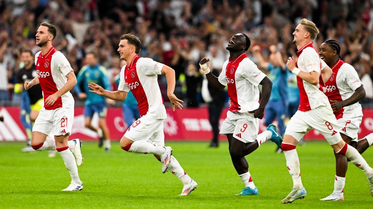 El Ajax sigue vivo en Europa