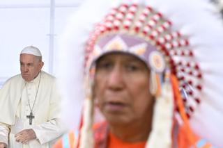 El Papa pide perdón por la "cooperación e indiferencia" de la Iglesia en la colonización