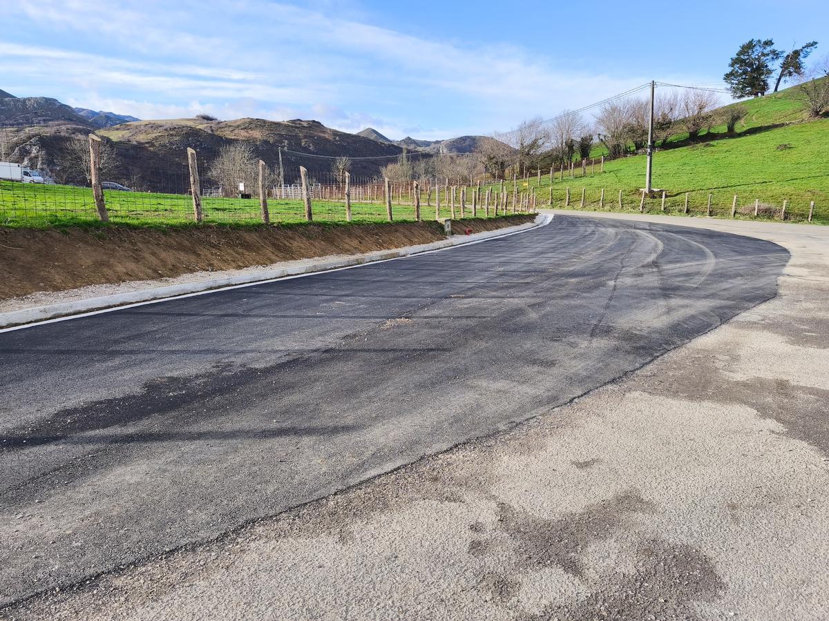 La obra ejecutada en Onís, antes de su culminación.