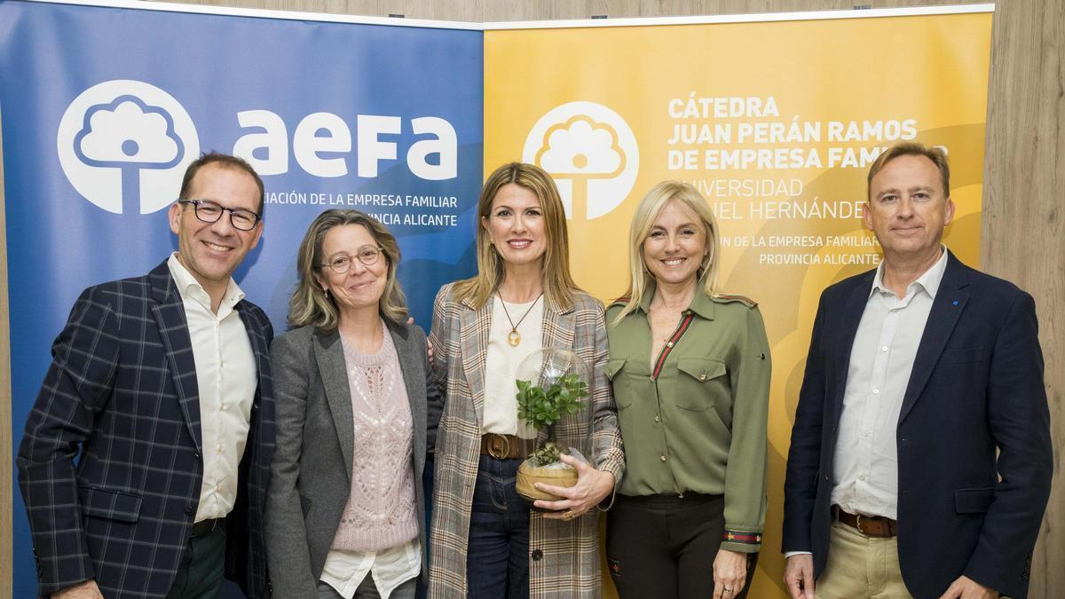 Nunci Serrano, en el homenaje de la cátedra Juan Perán Ramos de empresa familiar de la UMH