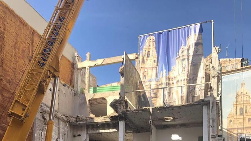 Parte posterior del antiguo edificio de la Oca, visto desde la calle González Adalid.