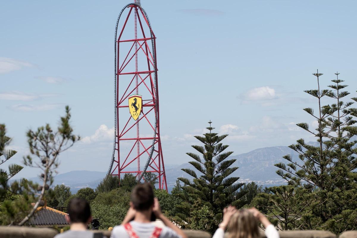 La Red Force, la montaña rusa más alta de Europa, en Ferrari Land