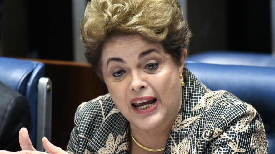 Rousseff podrá ser candidata al Senado.