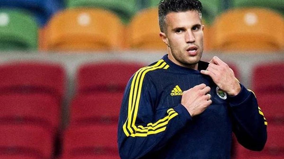 Van Persie seguirá en el Fenerbahçe