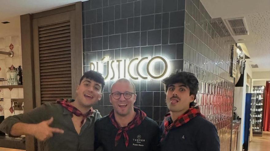 El restaurante de Zaragoza que han visitado Juanjo Bona y Martín Urrutia durante las Fiestas del Pilar: "Cómo disfrutamos"