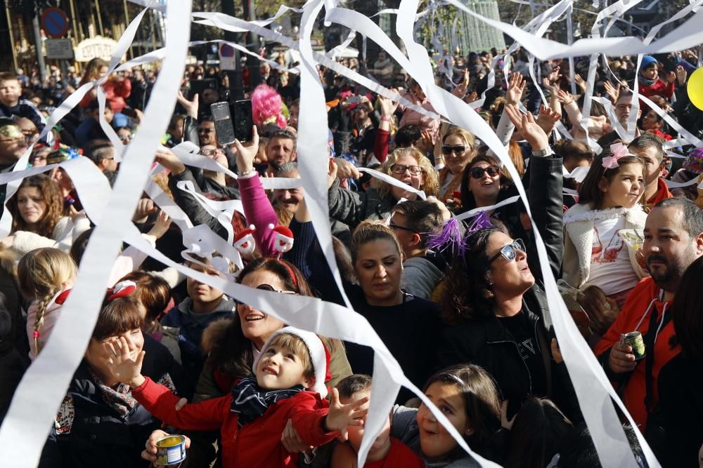 Así ha sido la Nochevieja infantil en la plaza del Ayuntamiento de València