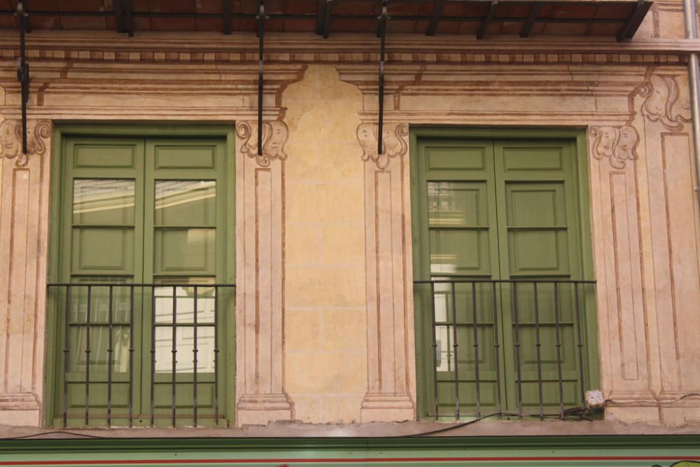 'Cinco bolas' de Simón Flynn, 'Casa del Obispo' de Nina Rodríguez y 'Torre de San Felipe' de Feliciano Ruy, ganadoras del Concurso Fotográfico'Pinturas Murales Barrocas" de Málaga Monumental