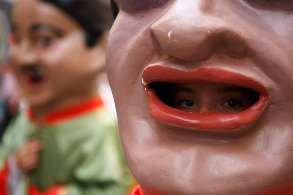 Desfile y ofrenda a la Virgen de la Concha