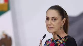 Sheinbaum invita a Ayuso a "pasar más tiempo de vacaciones" en México