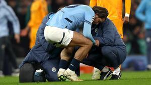 Jack Grealish, del Manchester City, se lesionó ante el Madrid