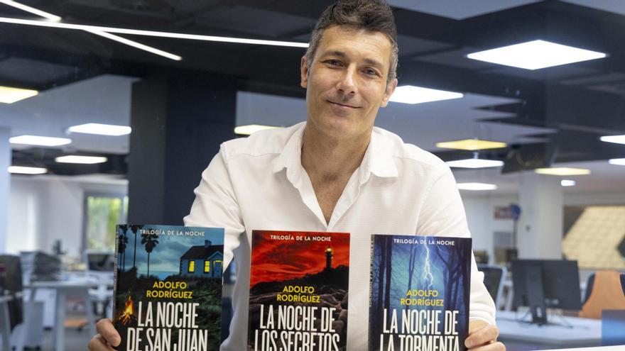 El escritor Adolfo Rodríguez firma con Grijalbo para publicar su "Trilogía de la Noche"