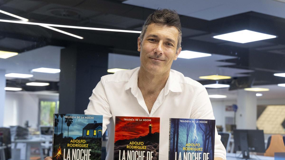 El escritor Adolfo Rodríguez firma con Grijalbo para publicar su "Trilogía de la Noche"