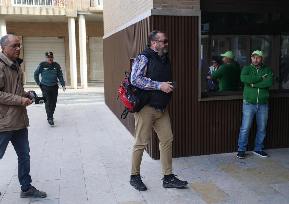 Raúl Quilez accede a los juzgados de Catarroja. "Las declaraciones las haré dentro", se ha limitado a decir.