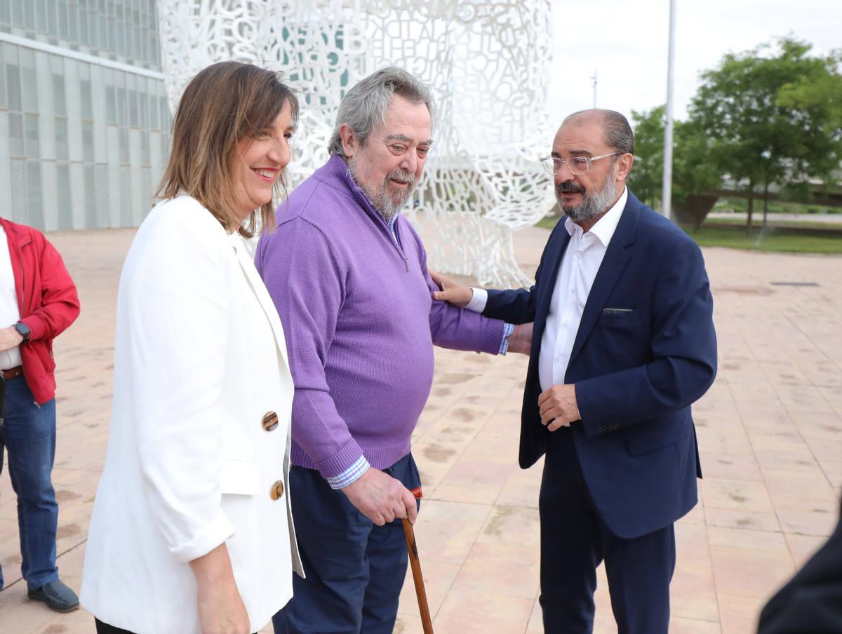 Lambán y Ranera organizaron un acto simbólico en el recinto Expo por la mañana, junto a Juan Alberto Belloch, exalcalde de Zaragoza.